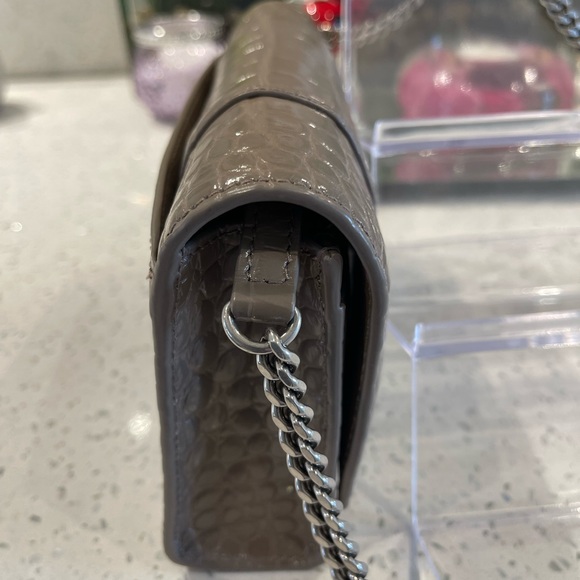 💯 Authentic Balenciaga Wallet & Chain with Shoulder Strap Shiny Embossed - Picture 7 of 11